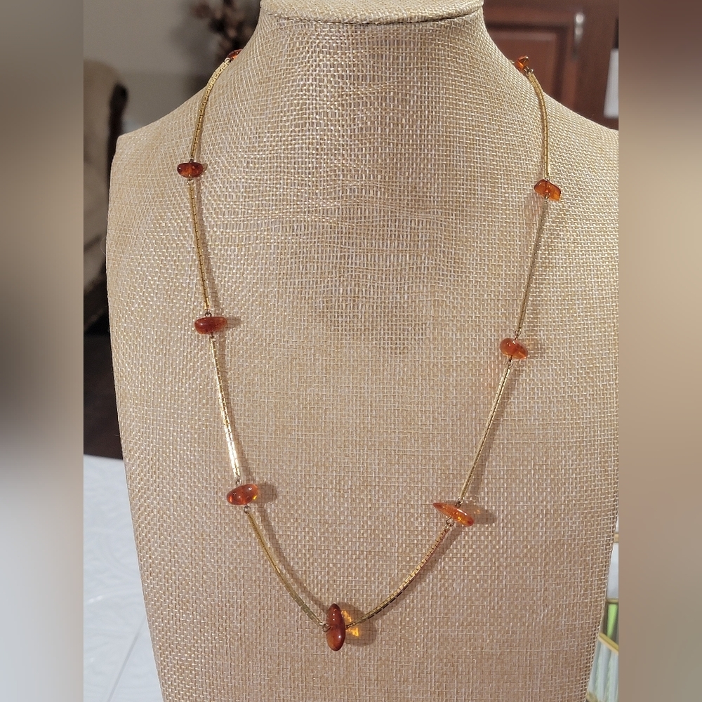 Les Bernard Amber Lucite Beaded Gold Tone Dainty Necklace